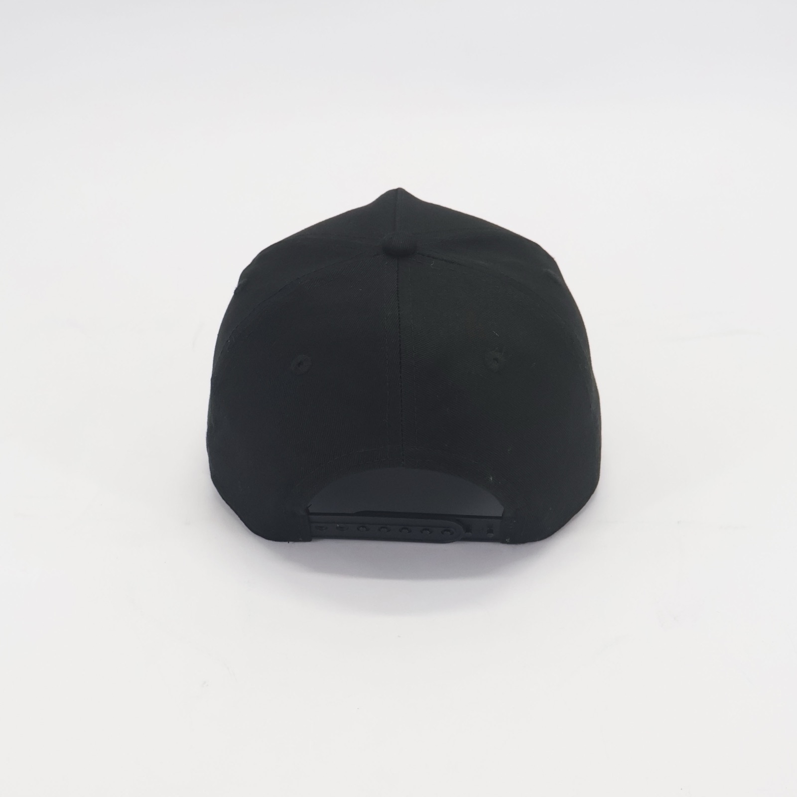 Tresno Crest Cap, back view with adjustable strap